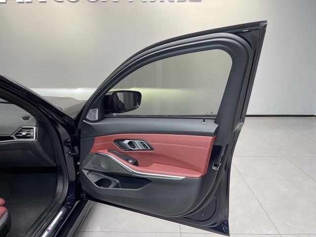 BMW 3 Series 2023 325i M Sport Shadow Line Package – фото 30