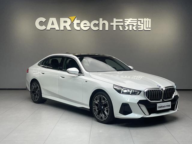 BMW 5 Series 2025 530Li Premium M Sport Package – фото 3