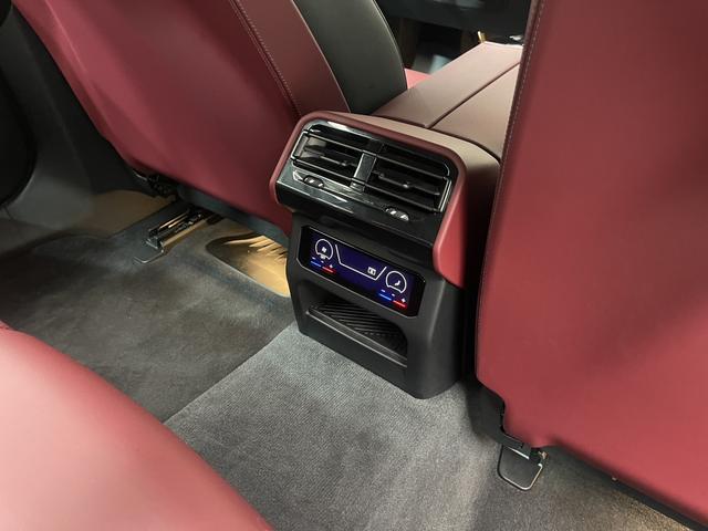BMW 5 Series 2025 530Li Premium M Sport Package – фото 12