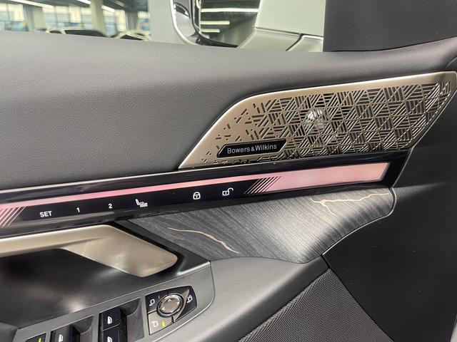 BMW 5 Series 2025 530Li Premium M Sport Package – фото 24