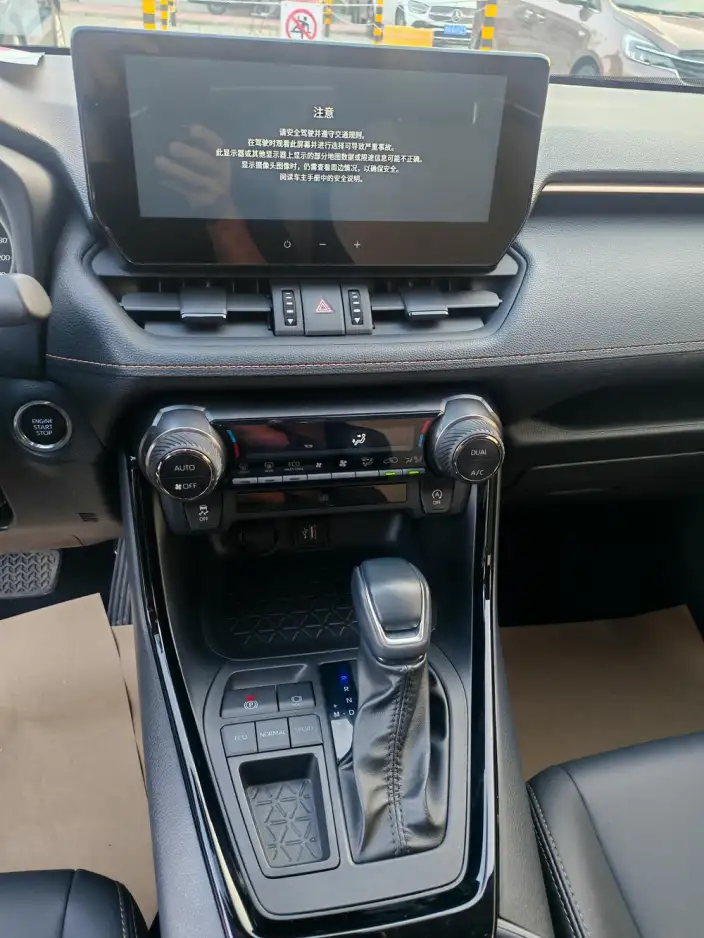 Toyota Wildlander 2024 Model 2.0L 2WD Luxury PLUS Edition – фото 10