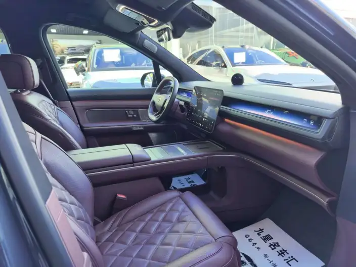NIO ES8 2026 Model VII seat Executive Deluxe Edition – фото 9