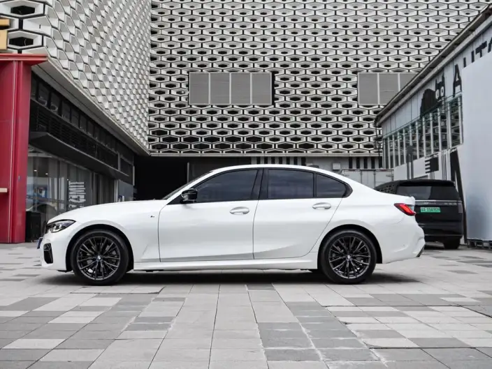 BMW 3 Series 2022 Model 330i M Sports Night Set