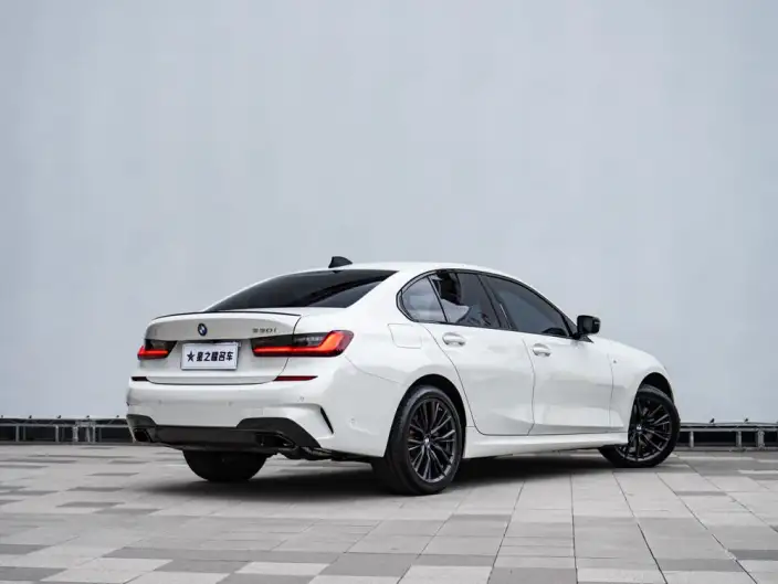 BMW 3 Series 2022 Model 330i M Sports Night Set – фото 5