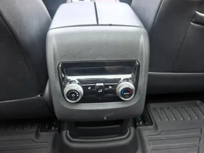 Lingyu 2021 Model EcoBoost 225 6 seat Zun Ling Model – фото 10