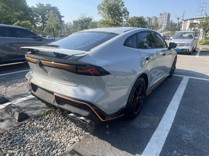 Changan UNI-V 2022 Model 1.5T Sports Edition – фото 6