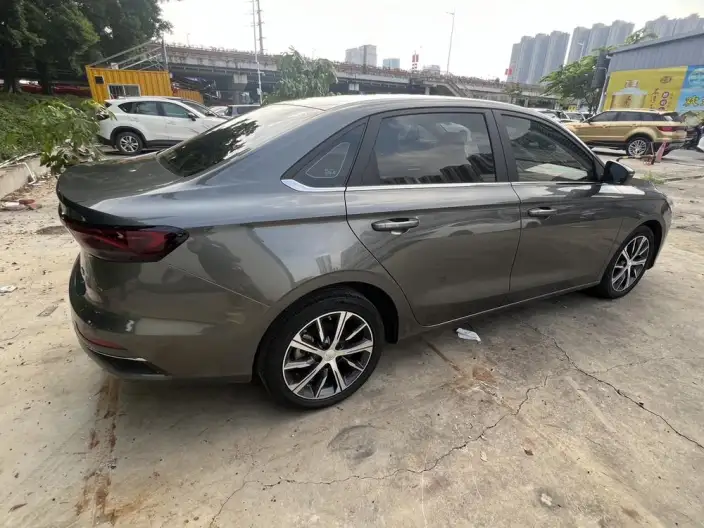 Geely Emgrand 2022 Model No. 4 Gen 1.5L CVT Elite Model – фото 5