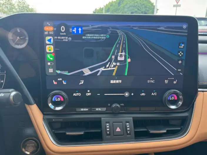 Lexus ES 2025 Model 300h Premium – фото 8