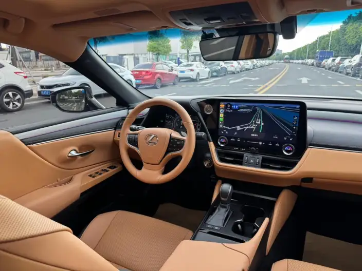 Lexus ES 2025 Model 300h Premium – фото 10