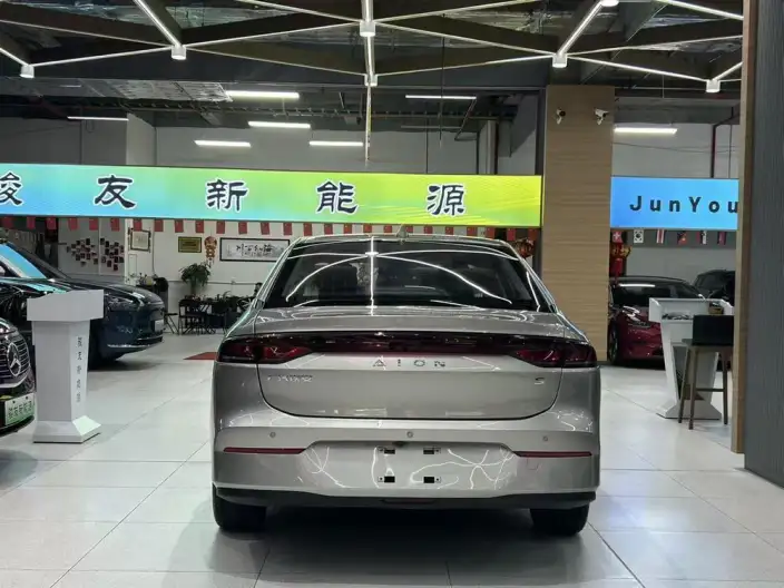 AION S 2023 Model Mei 580 – фото 5