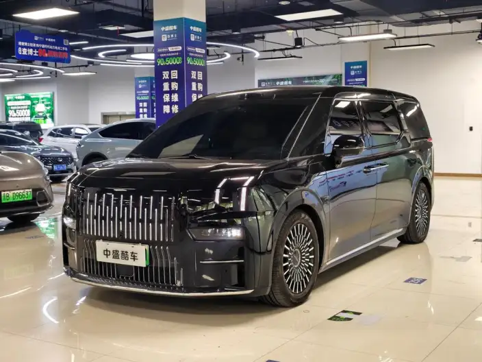 ZEEKR 009 2024 Model VI seat Executive Edition 4WD 108kWh – фото 1