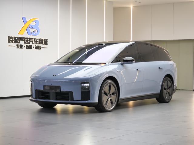 Li Auto i8 2025 Standard – фото 1