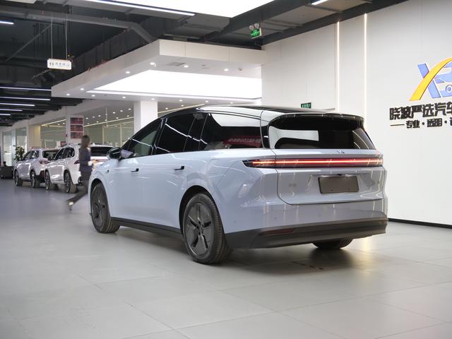 Li Auto i8 2025 Standard – фото 5