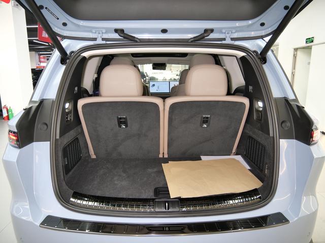 Li Auto i8 2025 Standard – фото 21