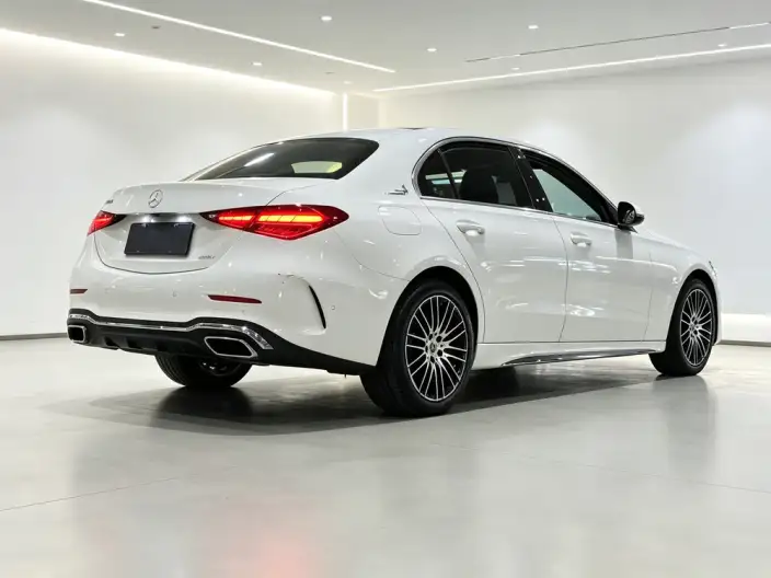 Mercedes-Benz C-Class 2022 Model C 260 L Sports Edition – фото 6