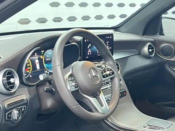 Mercedes-Benz GLC 2022 Model Facelift GLC 260 L 4MATIC Dynamic Model – фото 6