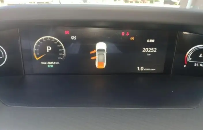 Changan UNI-V 2022 Model 1.5T Sports Edition – фото 9