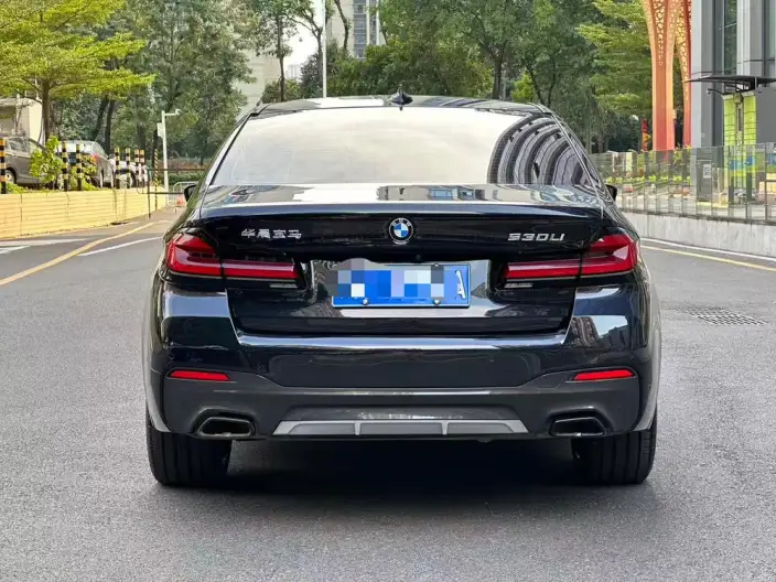 BMW 5 Series 2022 Model 530Li Exclusive Model M Sports Set – фото 3