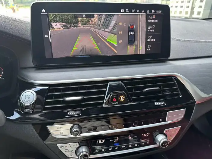 BMW 5 Series 2022 Model 530Li Exclusive Model M Sports Set – фото 5
