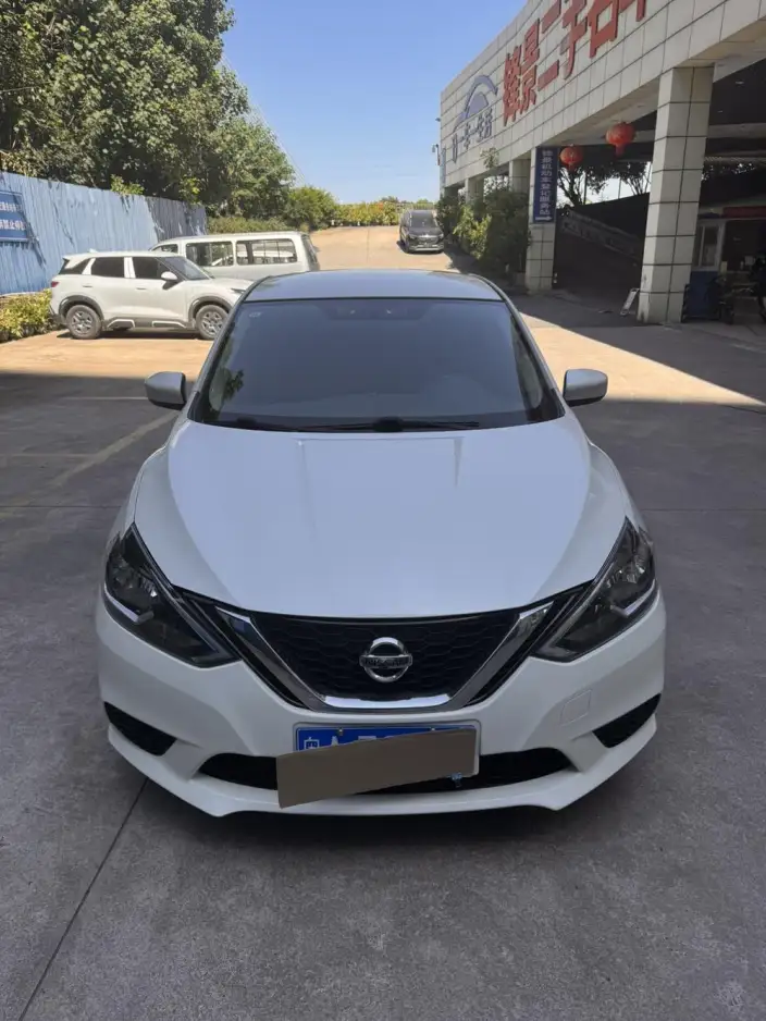 Nissan Sylphy 2022 Model Classic 1.6 XE CVT Comfort Edition