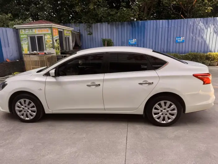 Nissan Sylphy 2022 Model Classic 1.6 XE CVT Comfort Edition