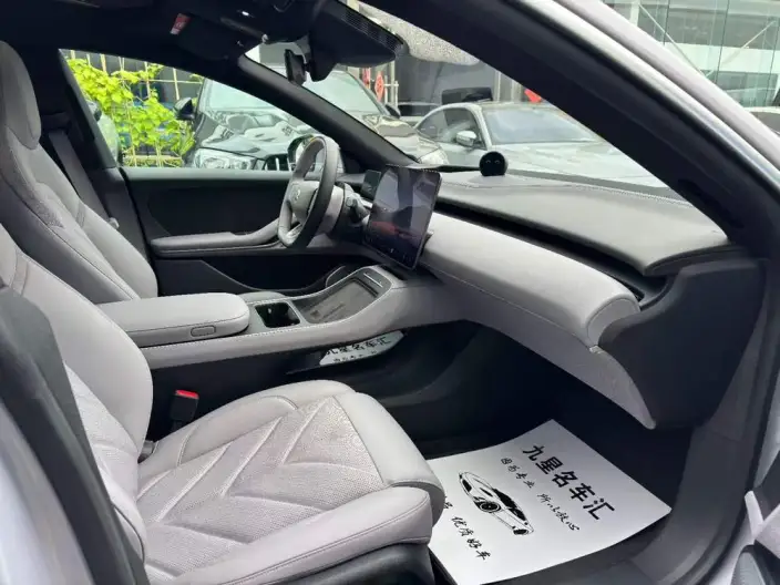 NIO ET5T 2025 Model 75kWh – фото 9