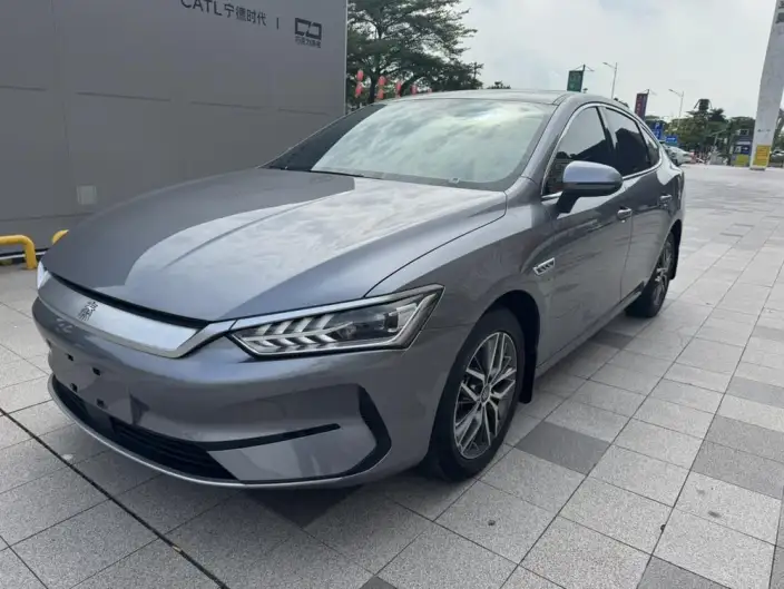 Qin Plus EV 2021 Model 400KM Lingchang Edition – фото 1