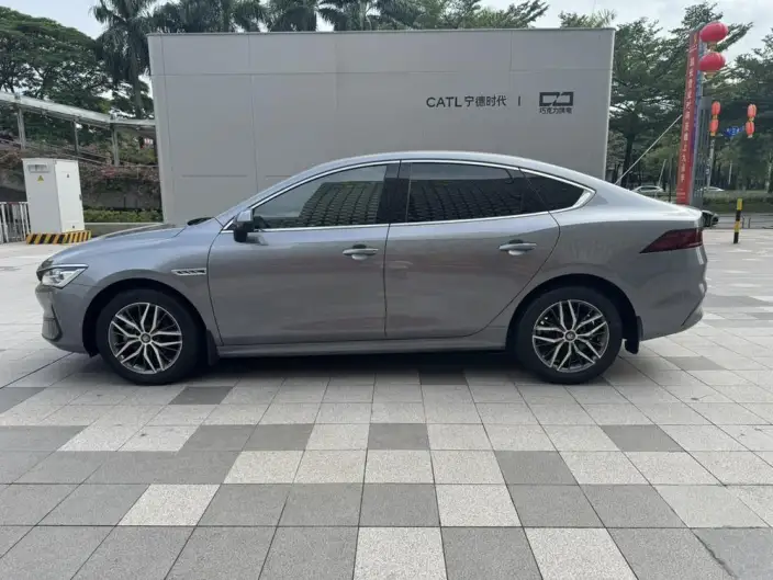Qin Plus EV 2021 Model 400KM Lingchang Edition – фото 4