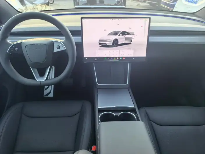 Model Y 2026 Model Rear-wheel drive version – фото 10