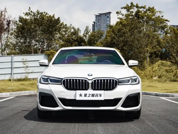 BMW 5 Series 2022 Model Facelift 525Li M Sports Set – фото 2