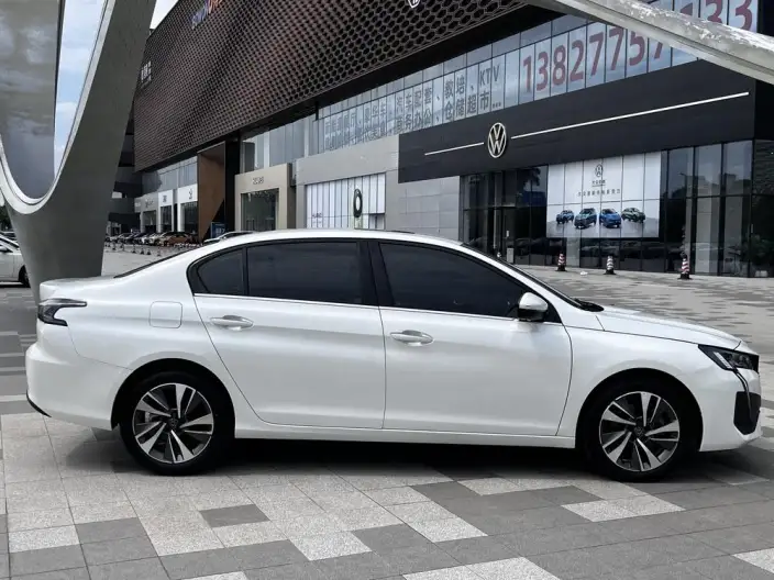 PEUGEOT 408 2022 Model 1.6T Chasing Edition – фото 8