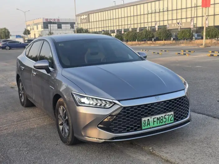 BYD Qin PLUS DM 2024 Model Honor Edition DM-i 55KM Leading Model – фото 3