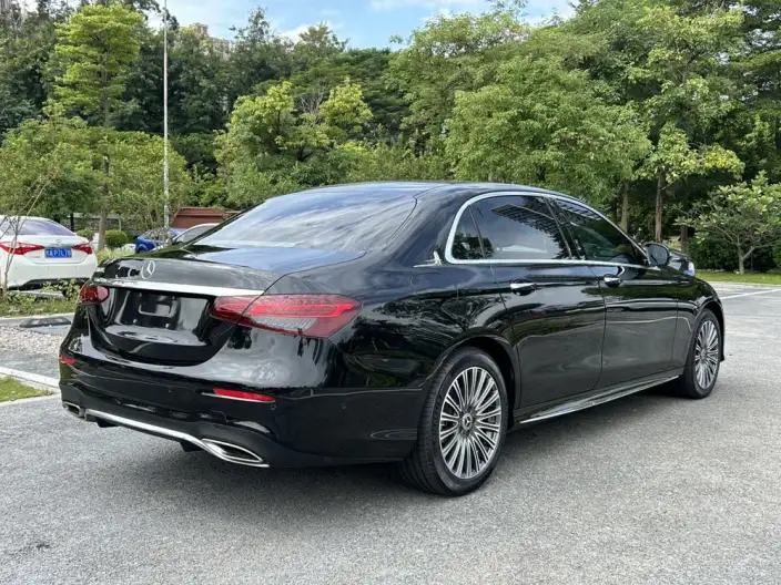 Mercedes-Benz E-Class 2022 Model E 300 L Fashion Model sedan – фото 7
