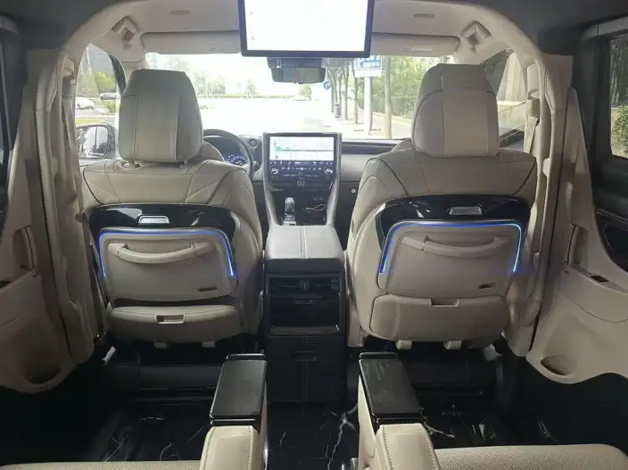 Elfa 2023 Model 2.5L Intelligent Hybrid 4WD Premium Edition – фото 5