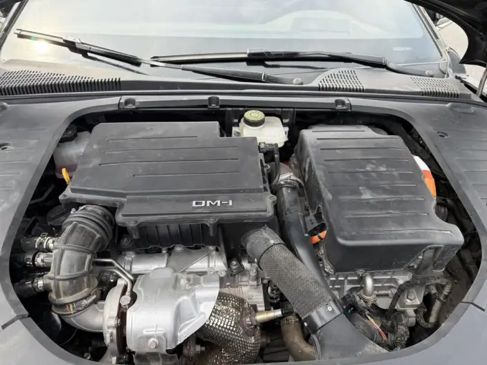 BYD Han DM 2024 Model DM-i Honor Edition 121KM Exclusive Model – фото 9