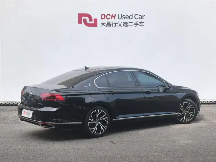 Volkswagen Magotan 2021 Model 330TSI DSG 30th Anniversary Memorial Edition