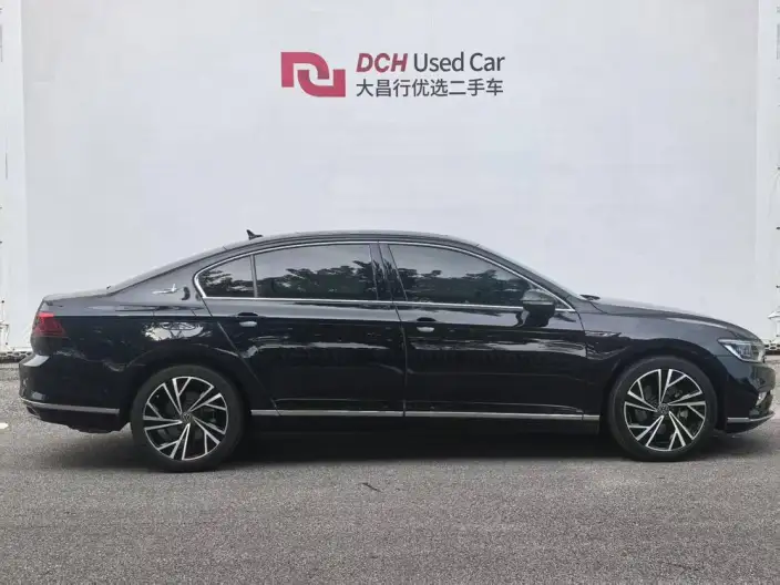 Volkswagen Magotan 2021 Model 330TSI DSG 30th Anniversary Memorial Edition
