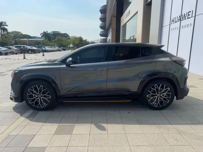 Changan UNI-T 2022 Model 1.5T Sports Edition Flagship Model