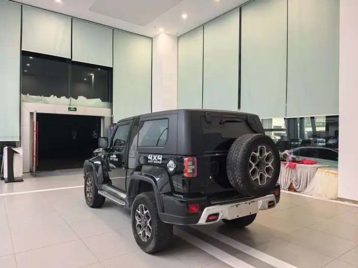 BAIC BJ40 2024 Model 2.0T Automatic 4WD Tribute to the 2020 Honor Edition – фото 5