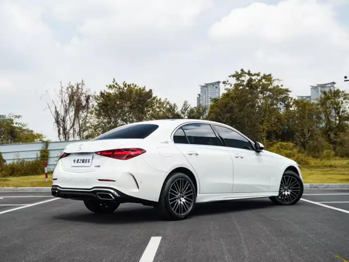 Mercedes-Benz C-Class 2024 Model Facelift C 260 L Sports Edition – фото 4