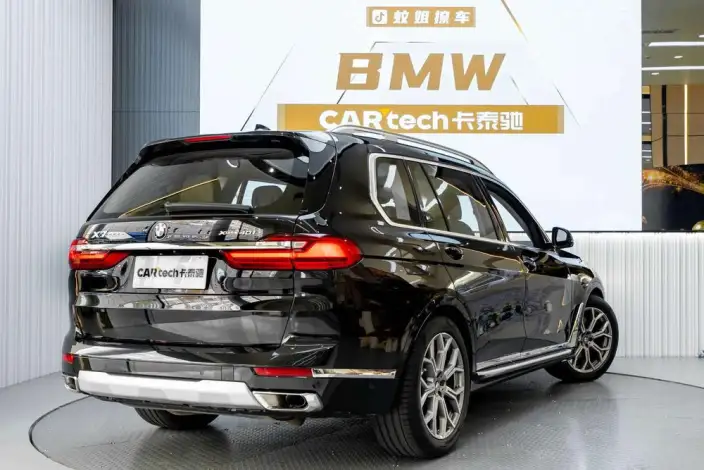 BMW X7 2022 Model xDrive40i Leading Model Luxury Set – фото 6