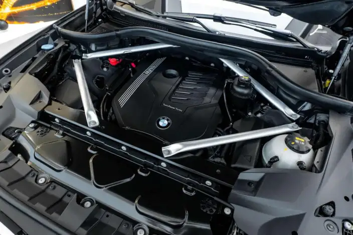 BMW X7 2022 Model xDrive40i Leading Model Luxury Set – фото 9