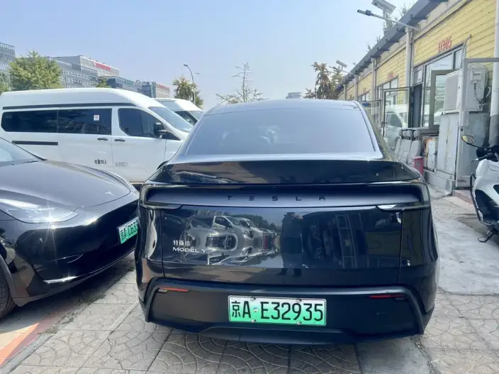 Model Y 2025 Model Rear-wheel drive version – фото 5
