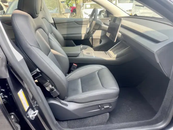 Model Y 2025 Model Rear-wheel drive version – фото 8