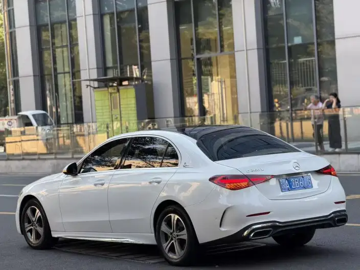 Mercedes-Benz C-Class 2022 Model C 200 L Sports Edition – фото 3