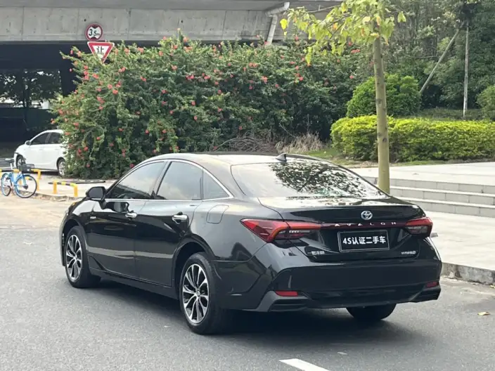 Toyota Avalon 2022 Model 2.5L Deluxe Edition – фото 5