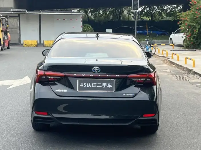 Toyota Avalon 2022 Model 2.5L Deluxe Edition – фото 6