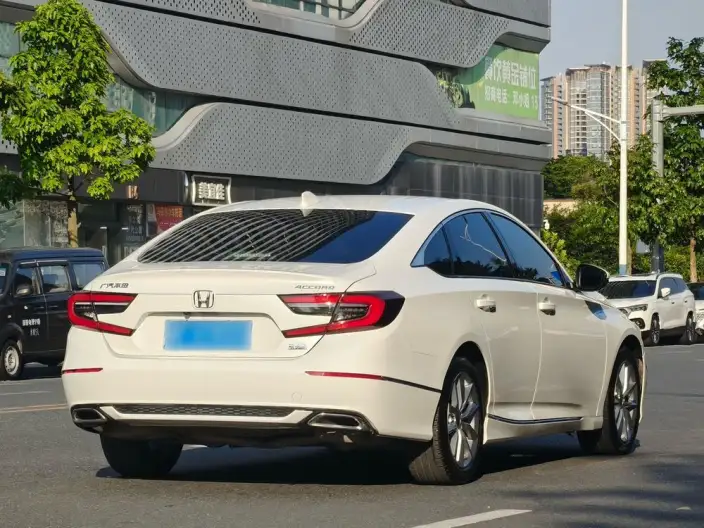 Honda Accord 2022 Model 260TURBO Deluxe Edition – фото 6