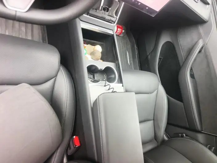 Model Y L 2026 Model Standard Edition – фото 9