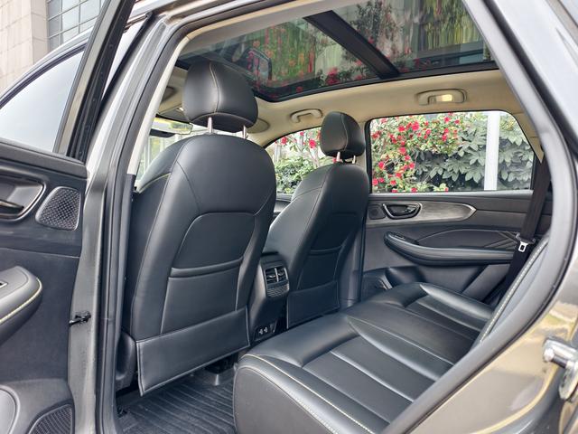 Roewe RX5 2021 PLUS 330TGI Automatic Guochao Smart Premium – фото 11